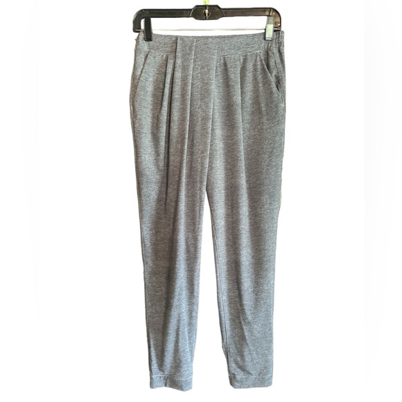 Lululemon Gray Running Jogger Athletic Pants, Size 6 - Picture 1 of 9